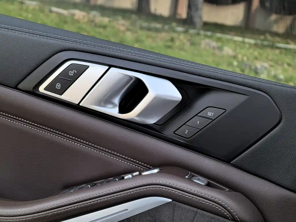 BMW X5 — фото 23
