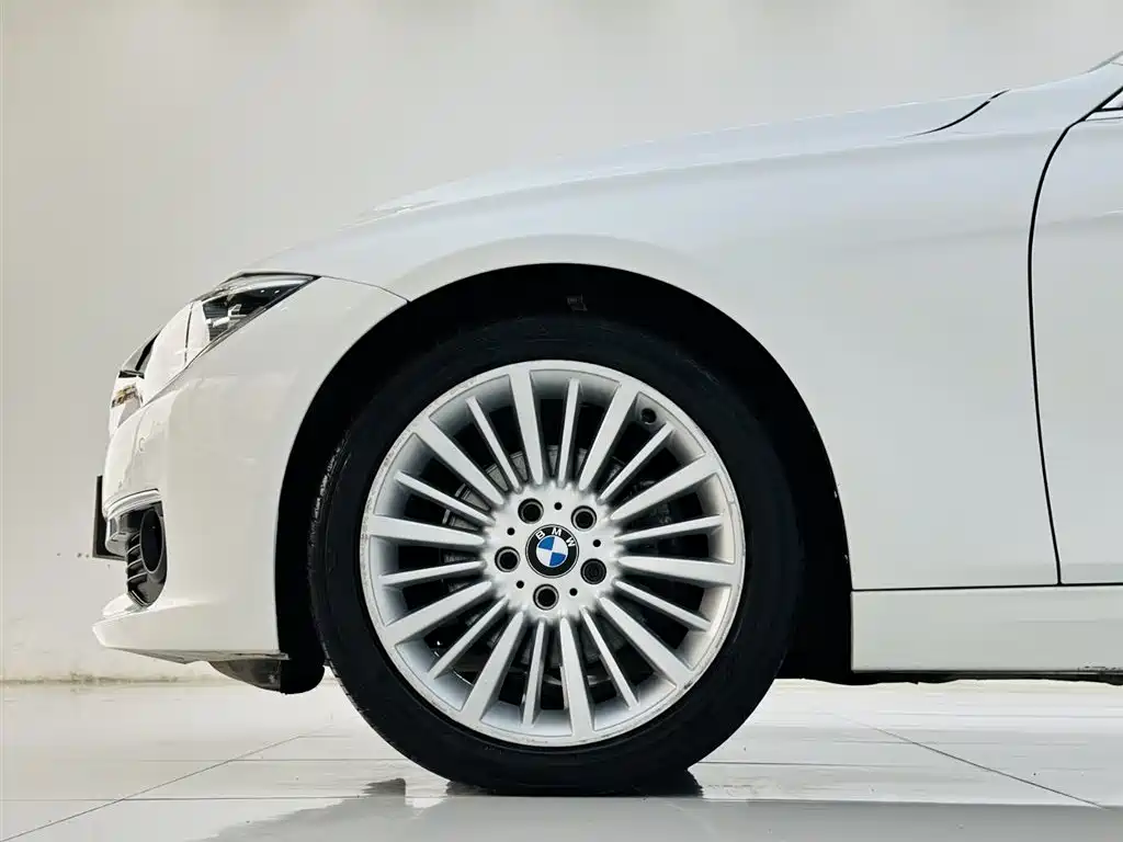 BMW 3 Series — фото 9
