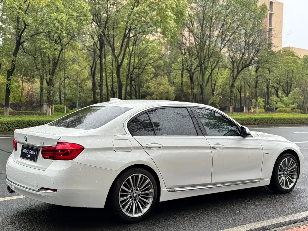 BMW 3 Series — фото 9
