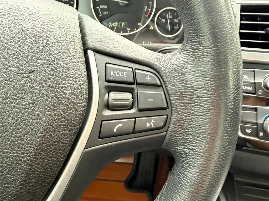BMW 3 Series GT — фото 14