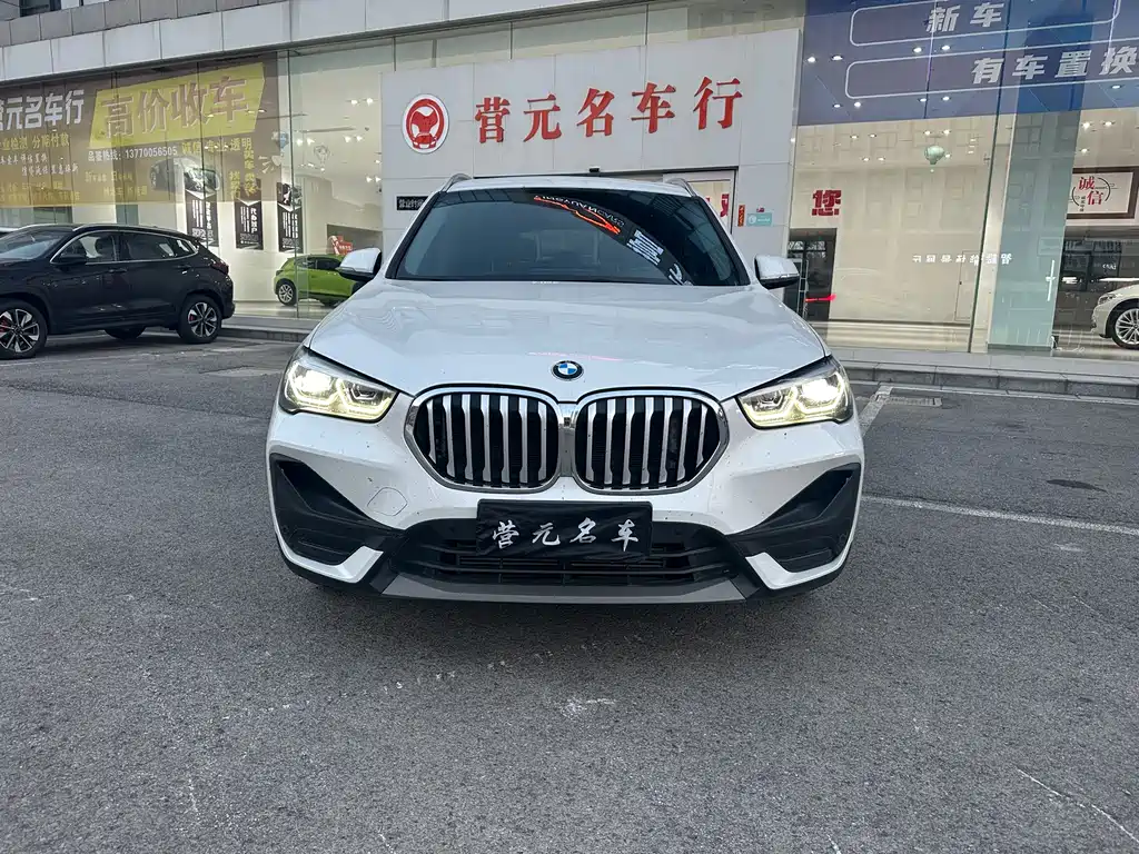 BMW X1 — фото 2