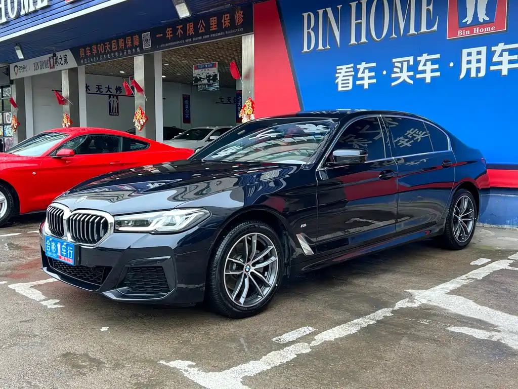 BMW 5 Series — фото 17