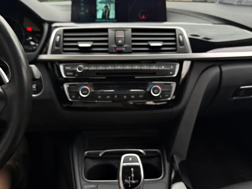 BMW 3 Series — фото 13