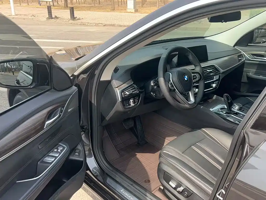 BMW 6 Series GT — фото 8