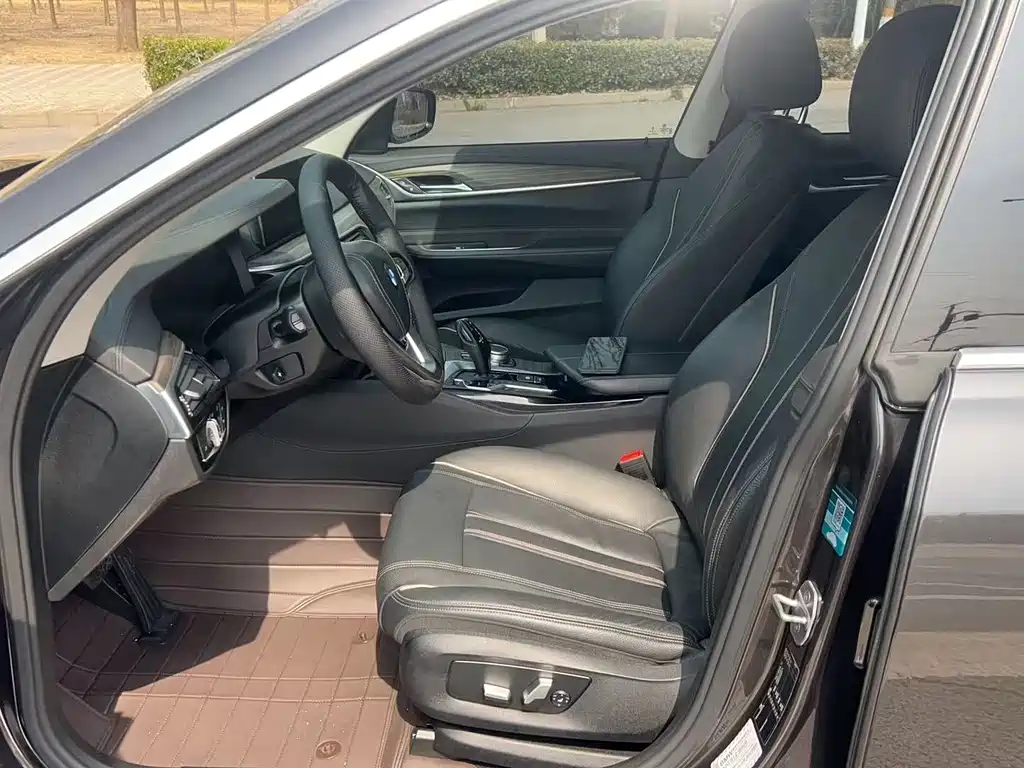 BMW 6 Series GT — фото 9
