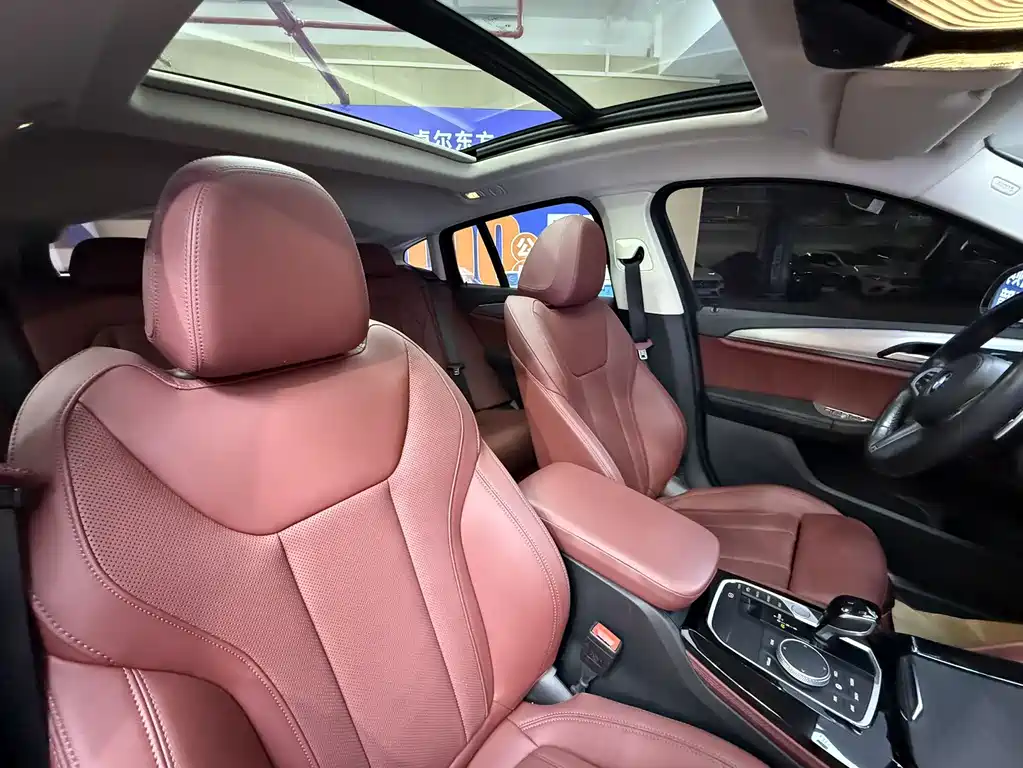 BMW X4 — фото 15