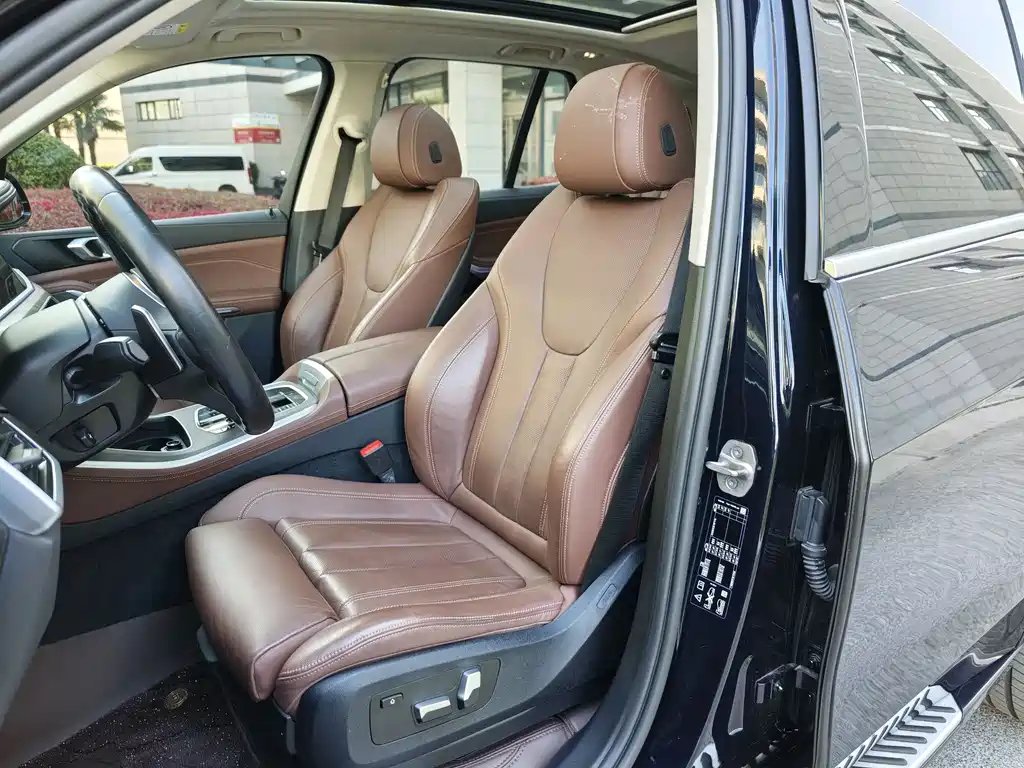 BMW X5 (Import) — фото 11