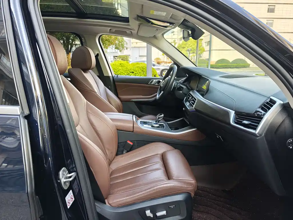 BMW X5 (Import) — фото 13