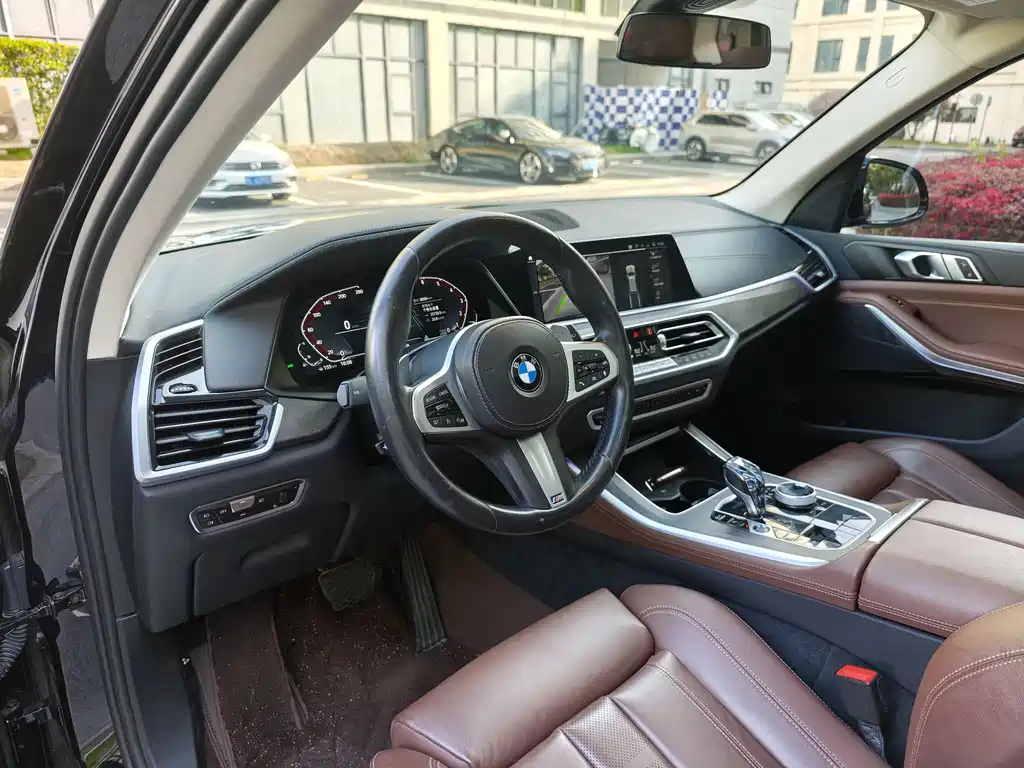 BMW X5 (Import) — фото 9