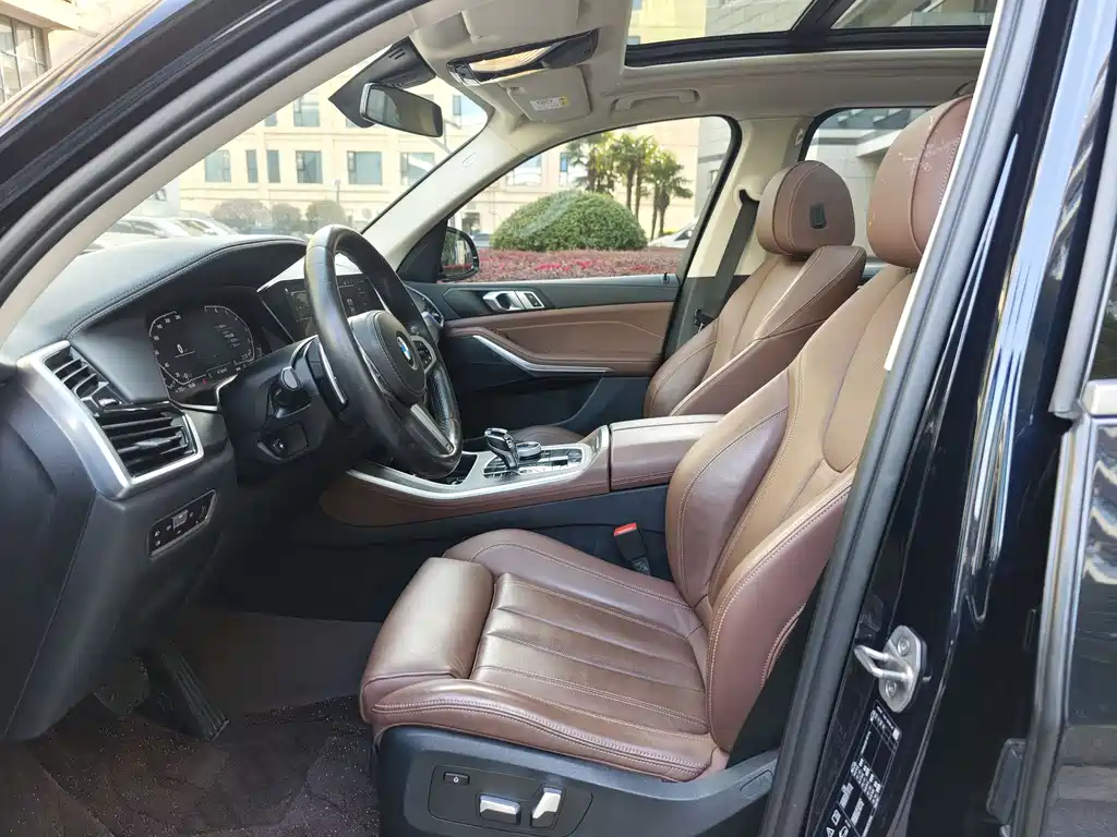 BMW X5 (Import) — фото 10
