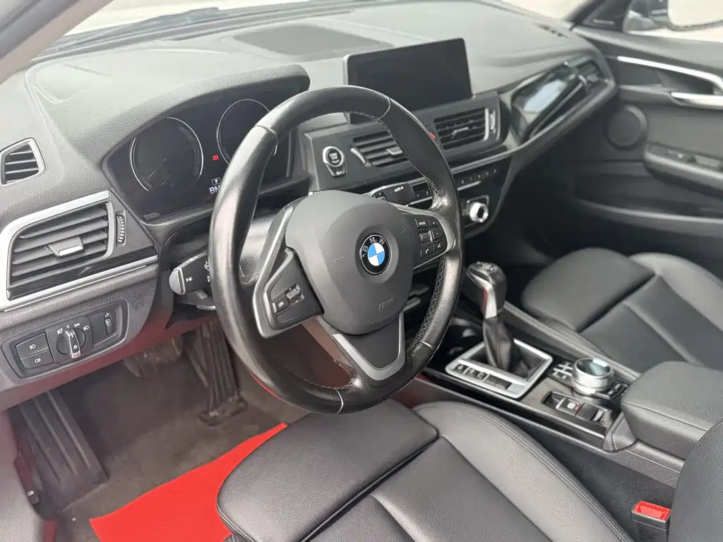 BMW 1 Series — фото 13