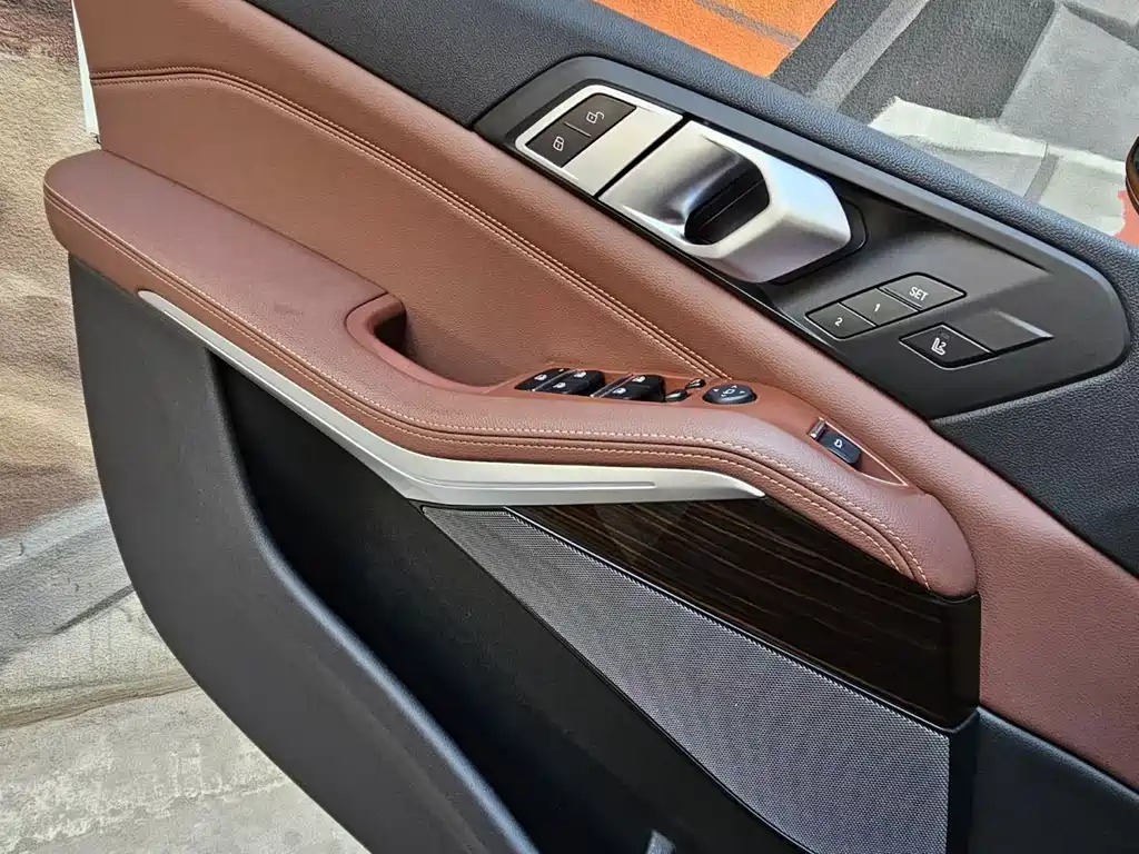 BMW X5 (Import) — фото 6