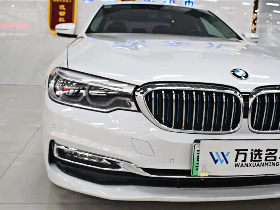 BMW 5 Series New Energy — фото 2