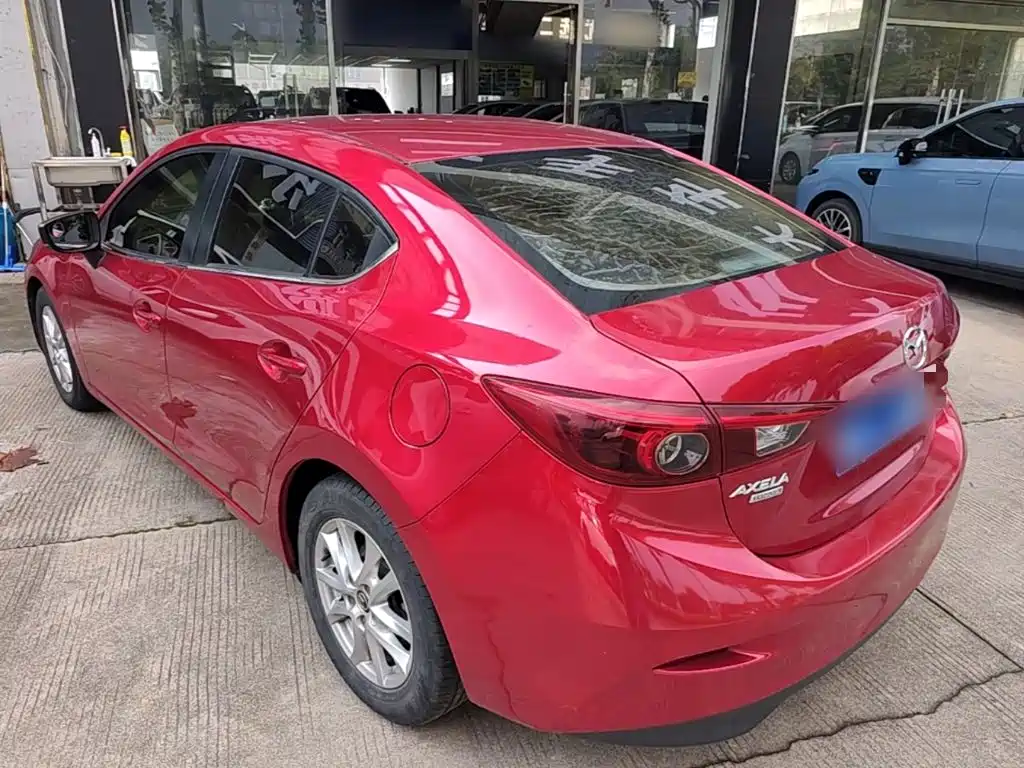 Mazda 3 Axela — фото 4