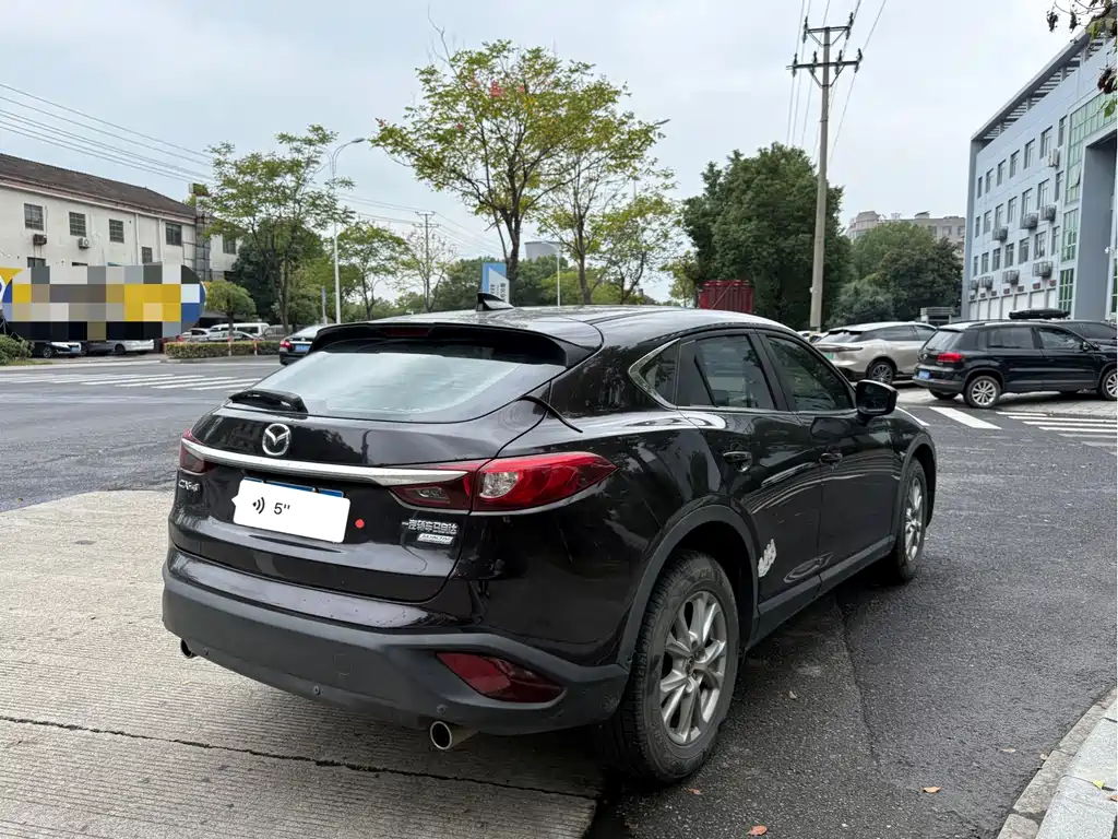 Mazda CX-4 — фото 3
