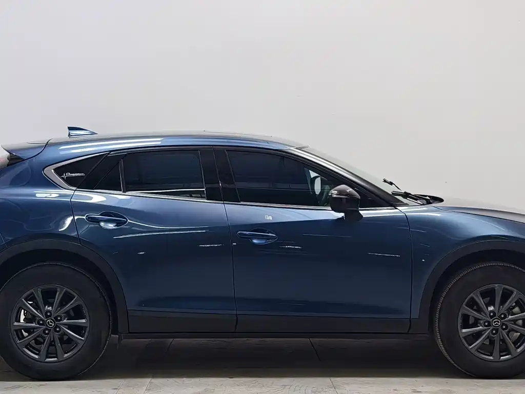 Mazda CX-4 — фото 8