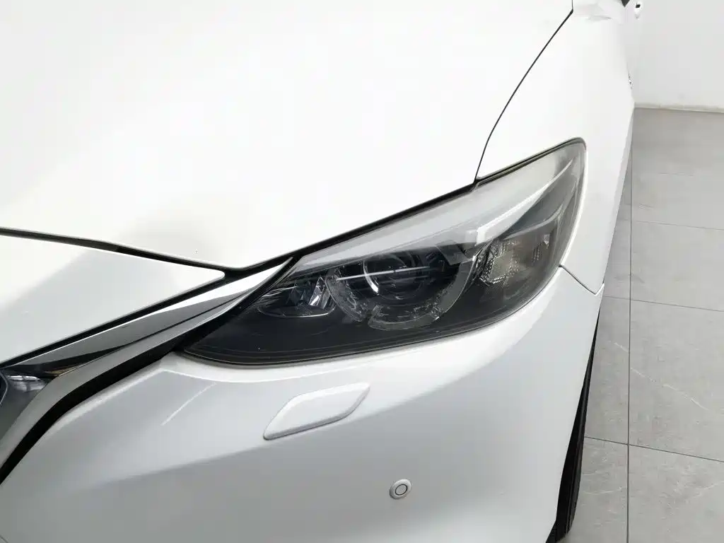 Mazda Atenza — фото 7