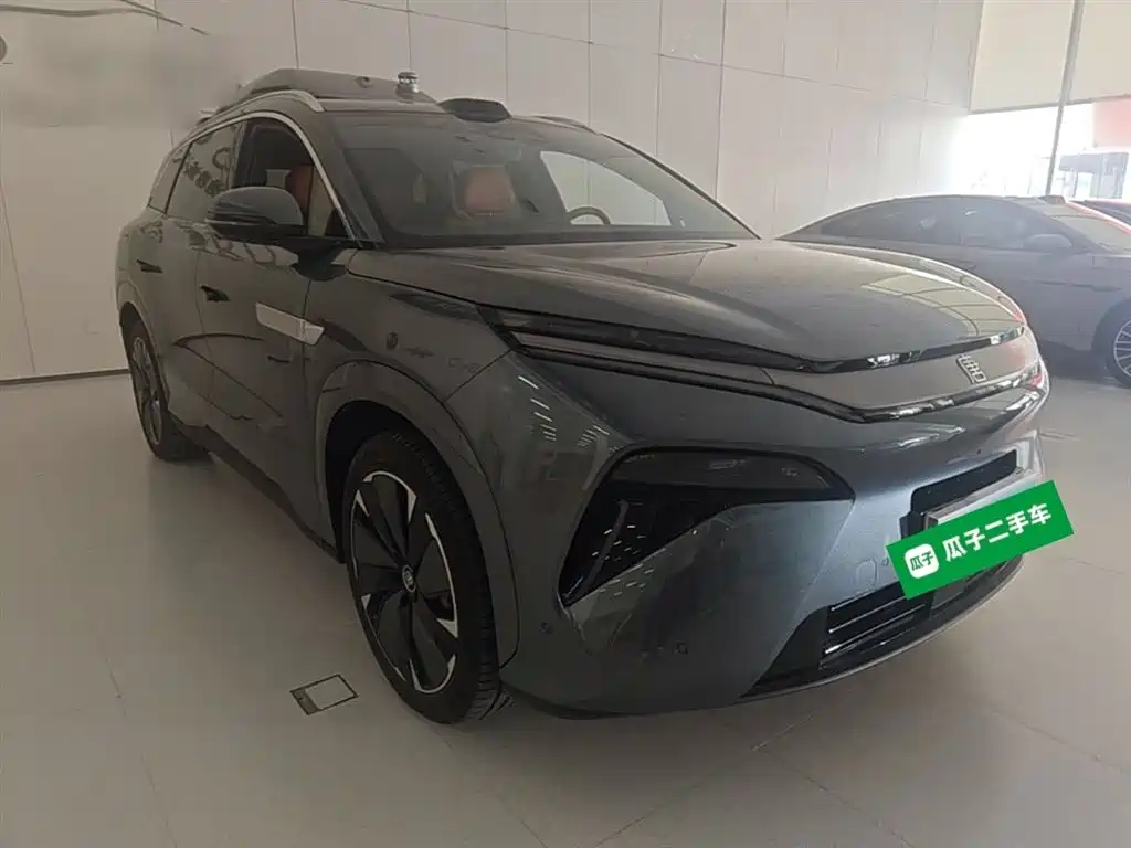 BYD Tang L — фото 4