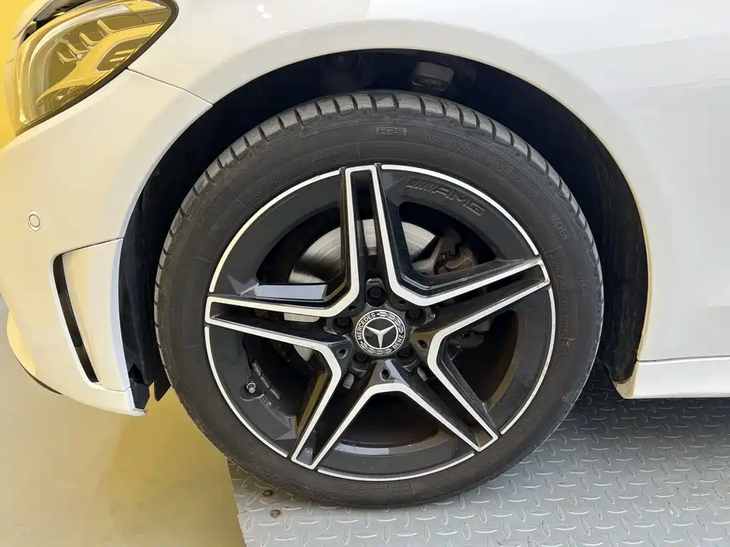 Mercedes-Benz C-Class — фото 10