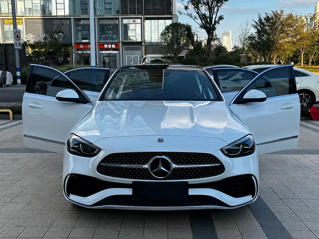 Mercedes-Benz C-Class — фото 10
