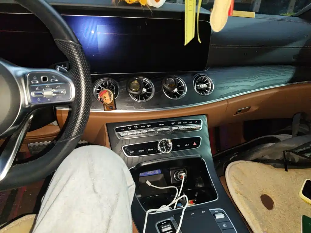 Mercedes-Benz E-Class (Import) — фото 14