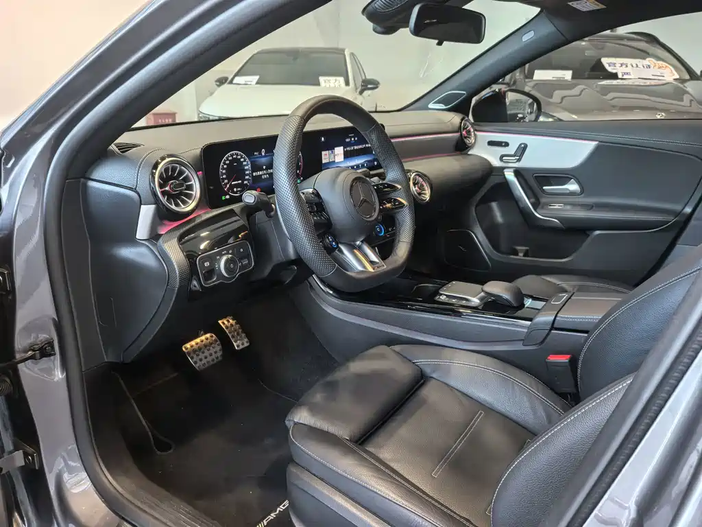 Mercedes-Benz A-Class AMG — фото 4