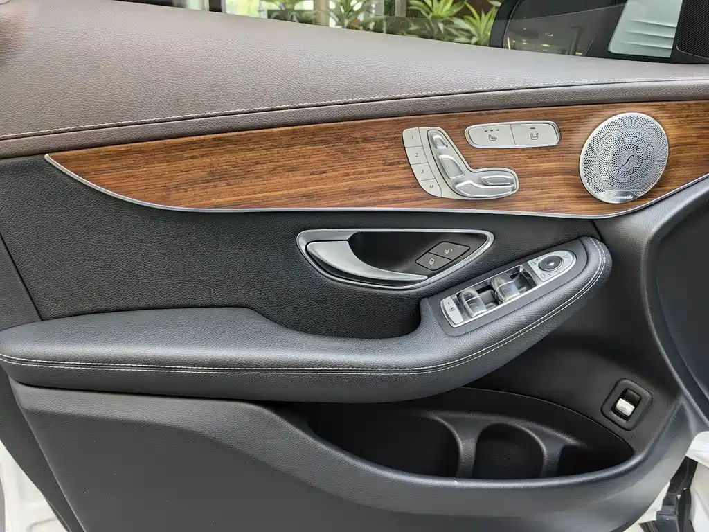 Mercedes-Benz GLC — фото 11