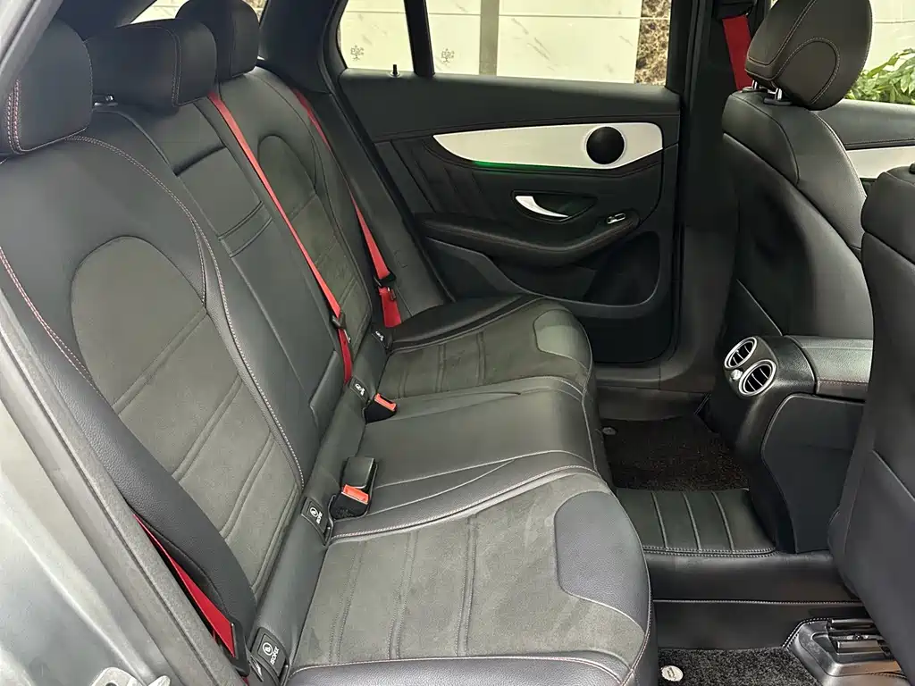 Mercedes-Benz GLC AMG — фото 11