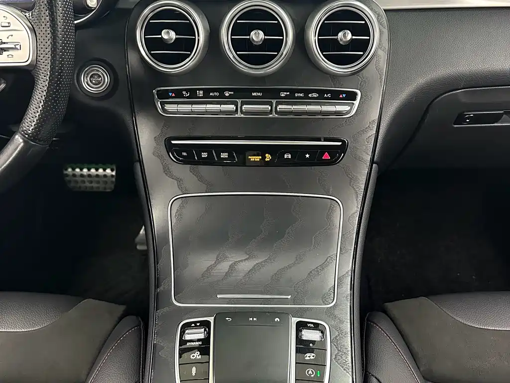 Mercedes-Benz GLC AMG — фото 13