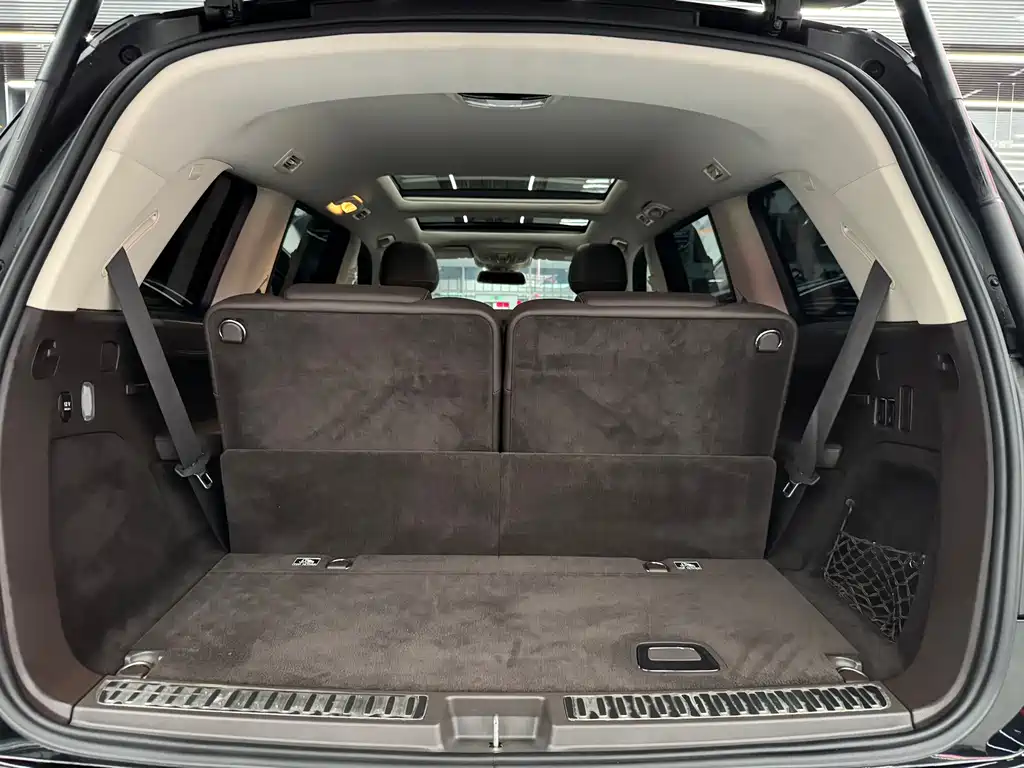 Mercedes-Benz GLS — фото 7