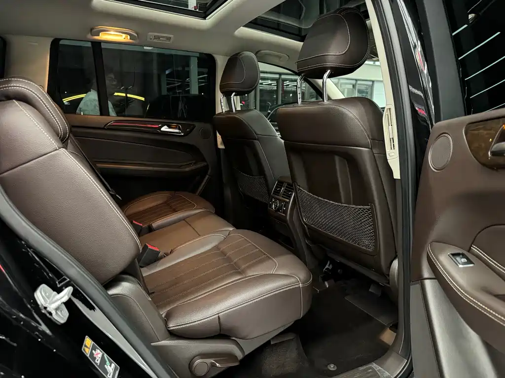 Mercedes-Benz GLS — фото 10