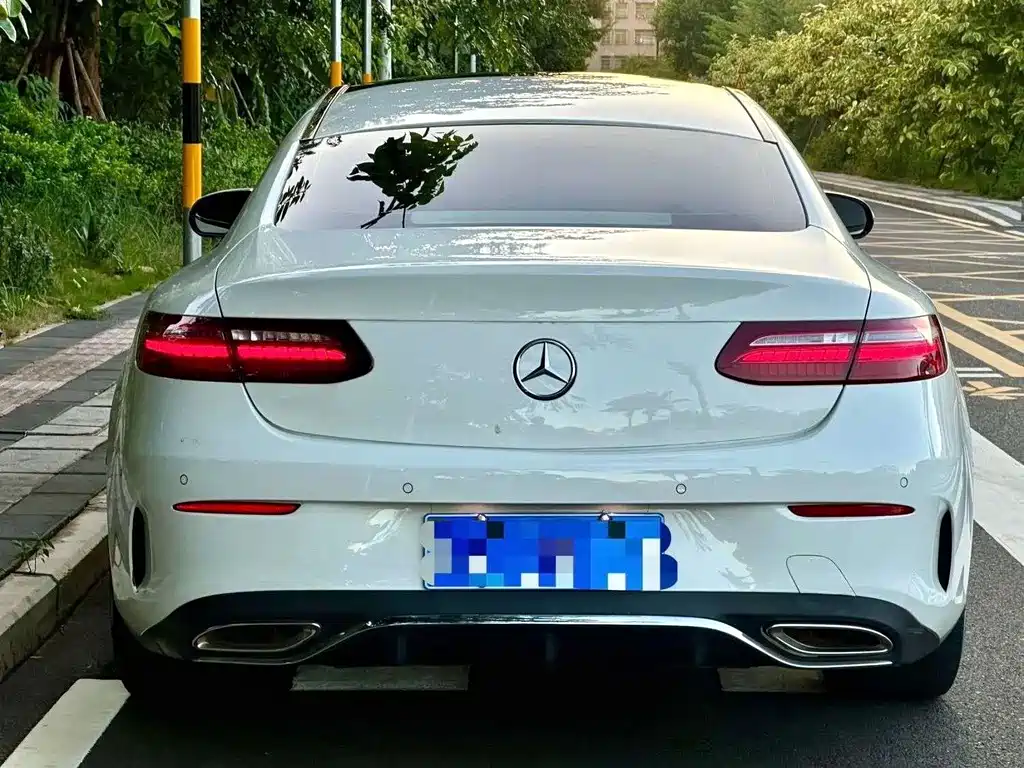 Mercedes-Benz E-Class (Import) — фото 5