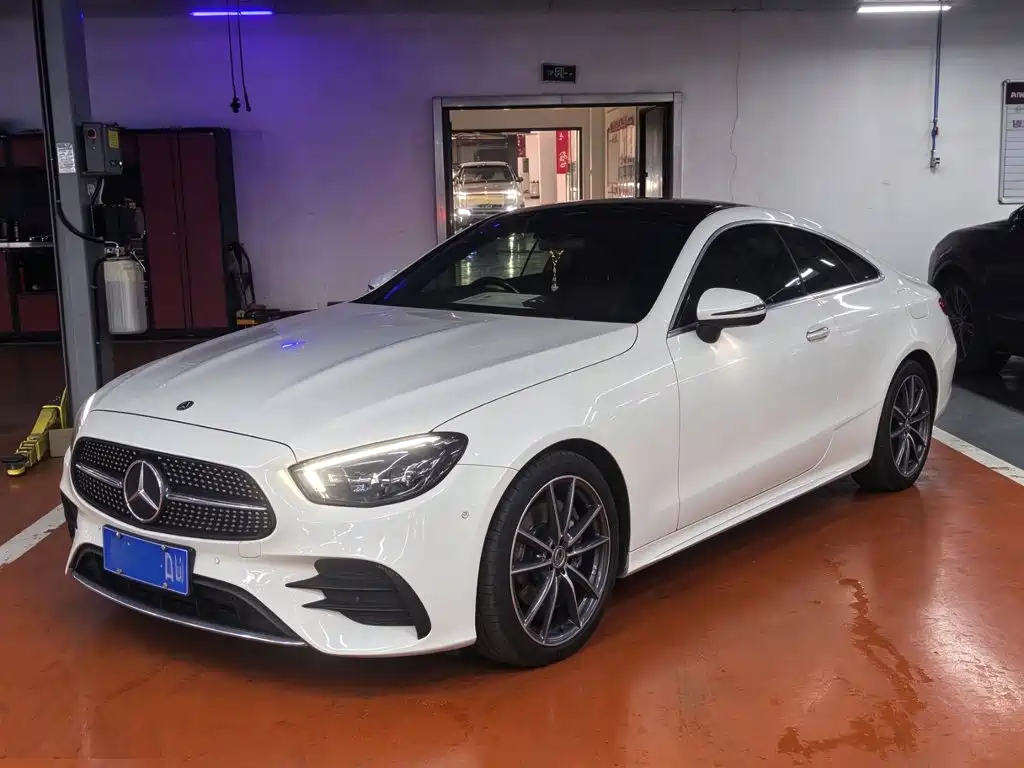 Mercedes-Benz E-Class (Import) — фото 2