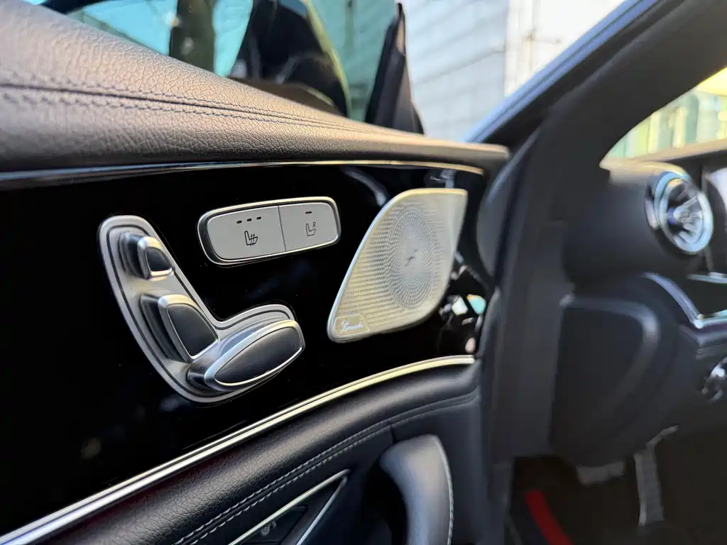 Mercedes-Benz AMG GT — фото 19