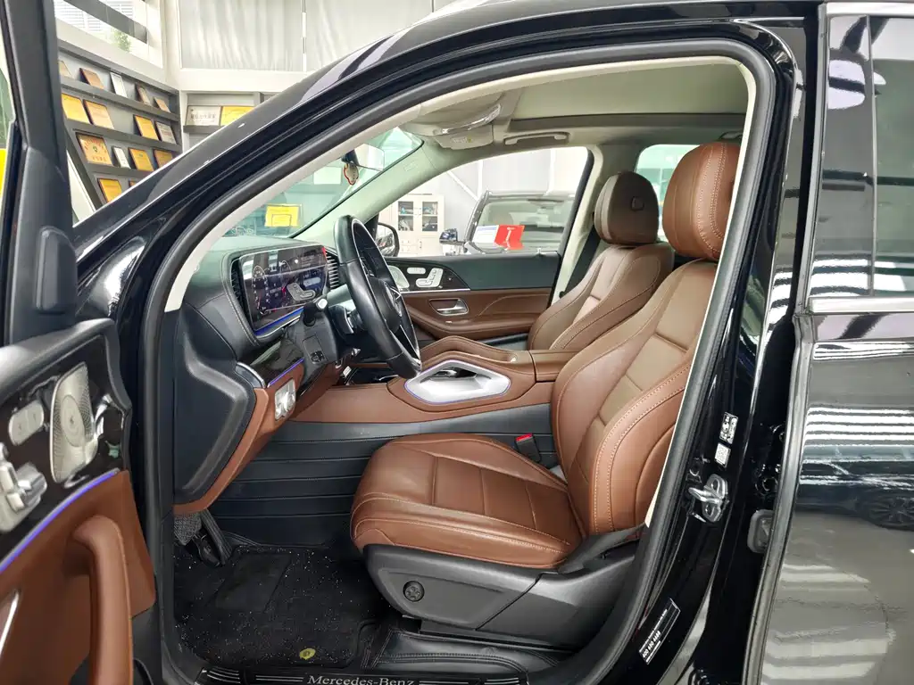 Mercedes-Benz GLE (Import) — фото 10