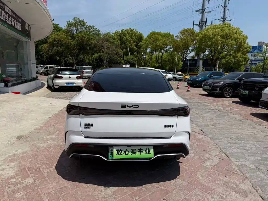 BYD Seal 06 — фото 10