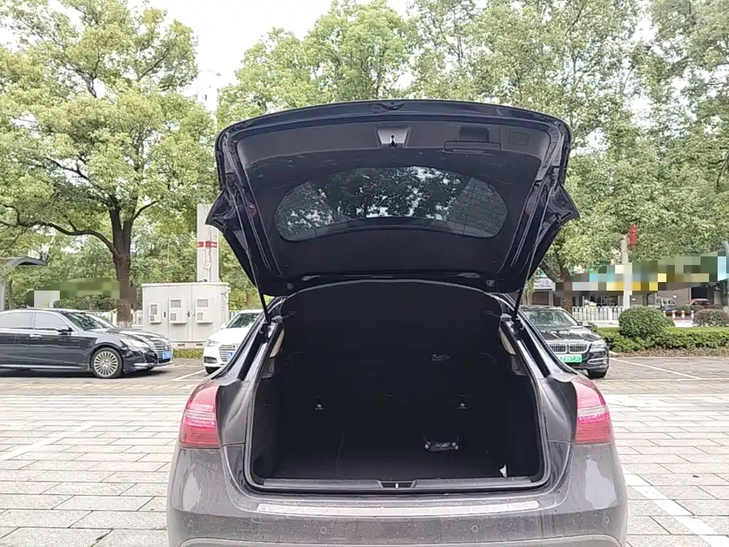 Mercedes-Benz GLA — фото 18