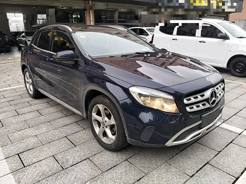 Mercedes-Benz GLA — фото 3