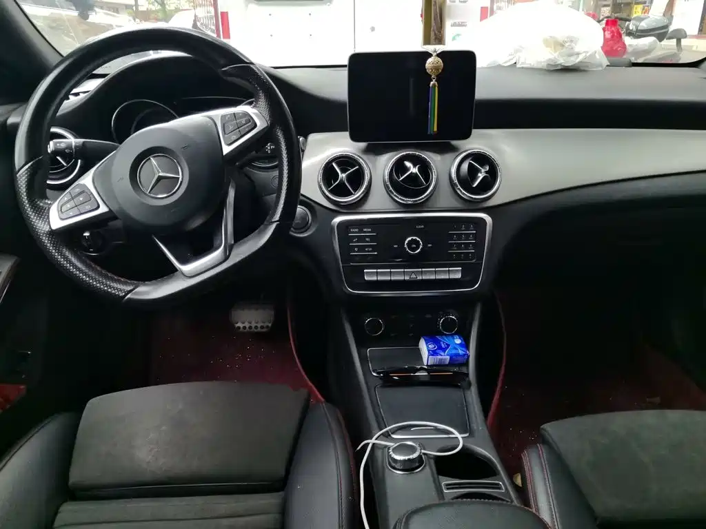 Mercedes-Benz CLA (Import) — фото 10