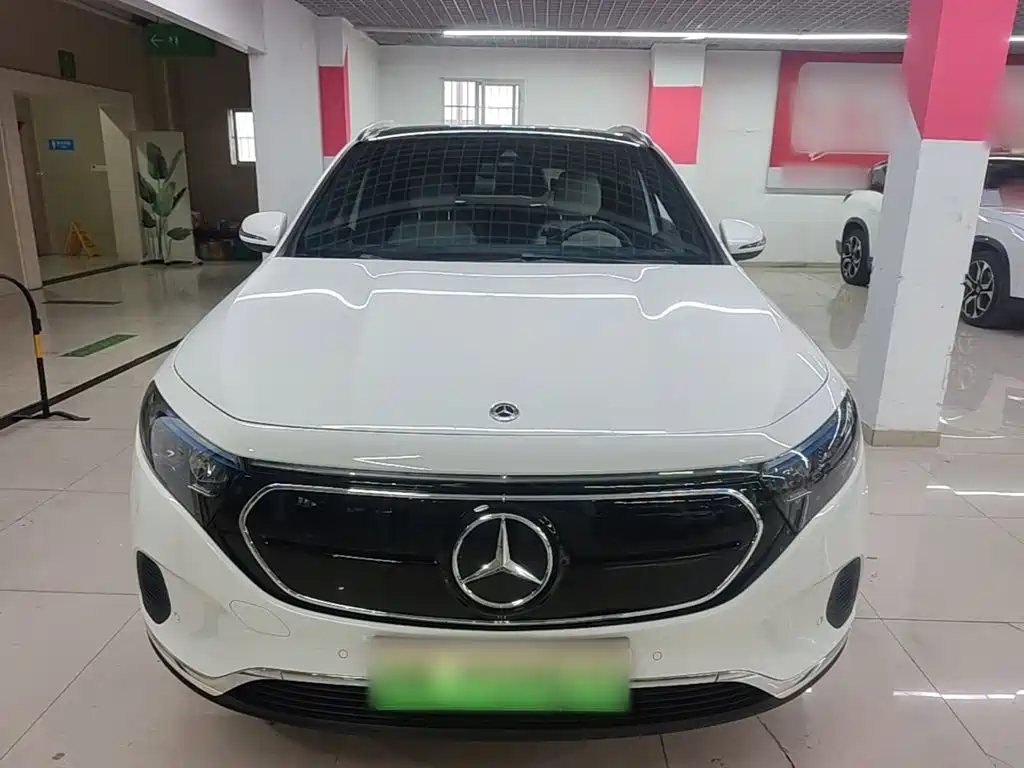 Mercedes-Benz EQA — фото 2