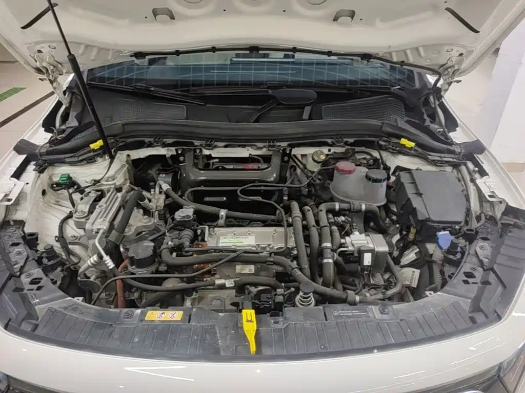 Mercedes-Benz EQA — фото 19