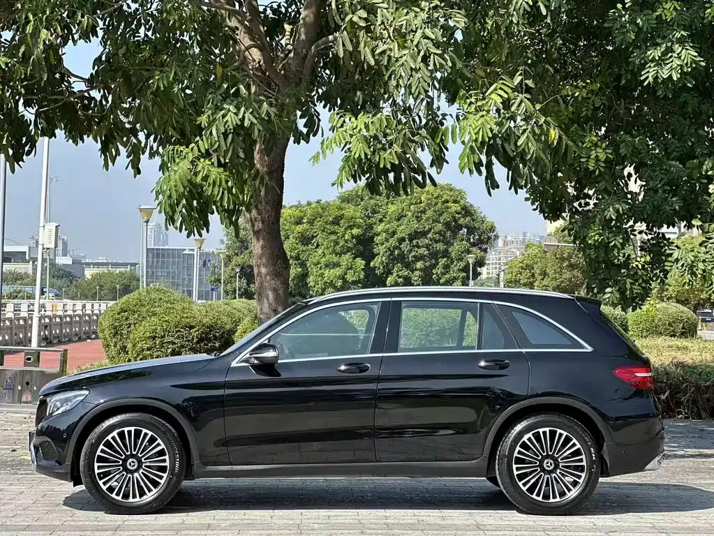 Mercedes-Benz GLC — фото 14