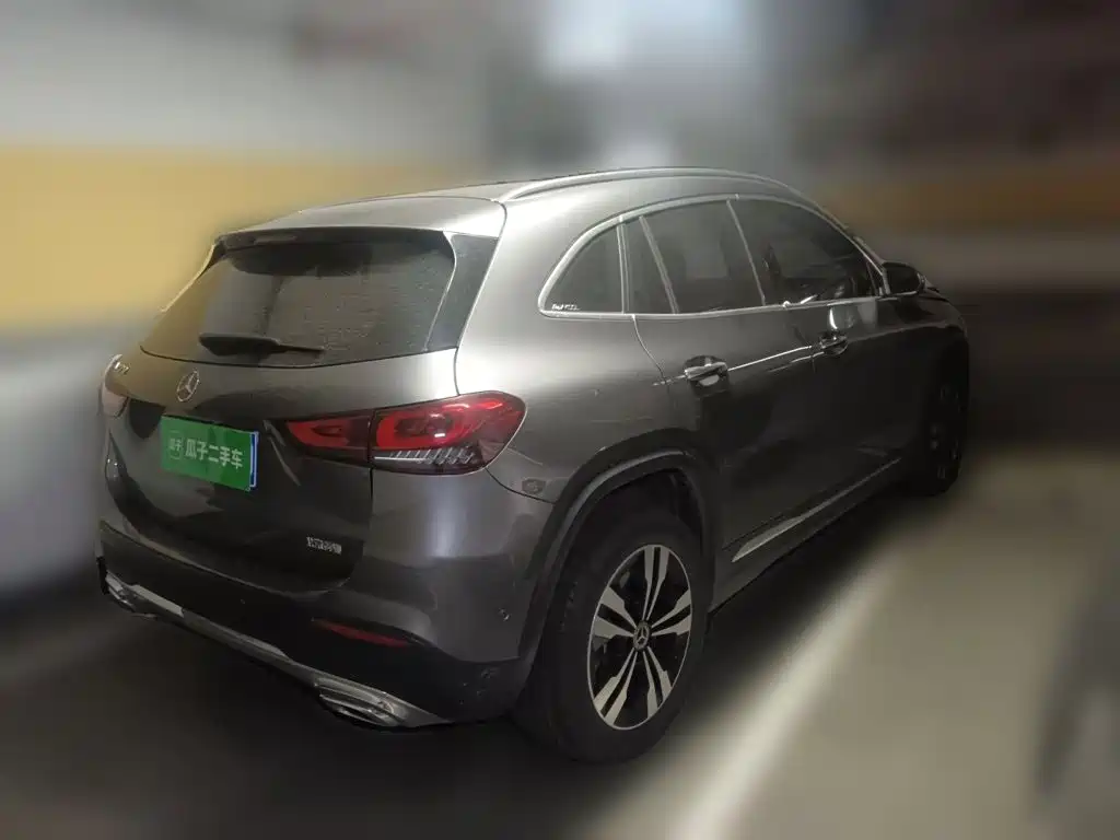 Mercedes-Benz GLA — фото 6