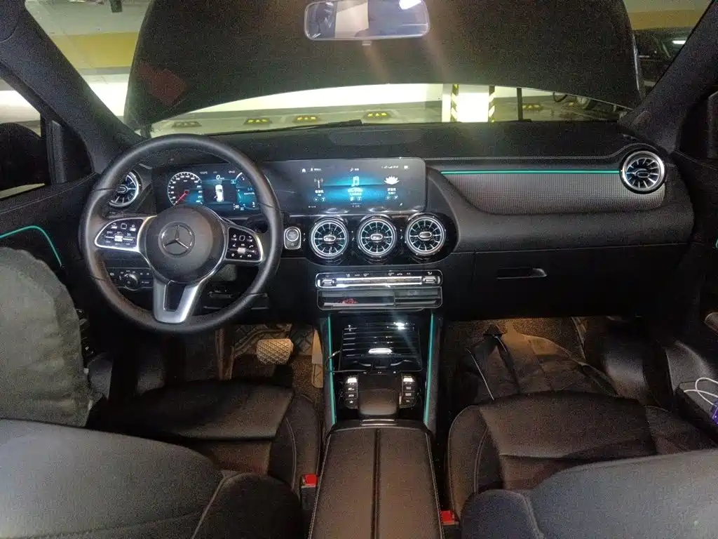 Mercedes-Benz GLA — фото 10