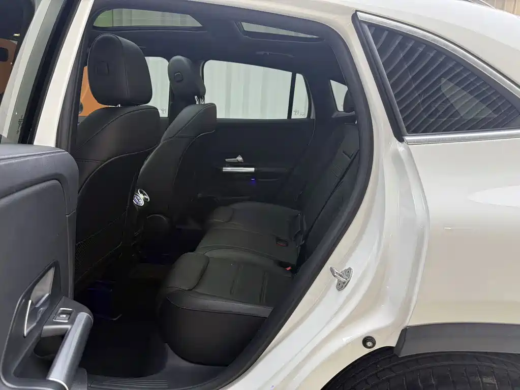 Mercedes-Benz GLA — фото 5