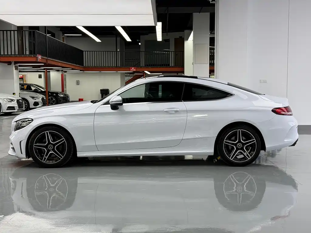 Mercedes-Benz C-Class (Import) — фото 4