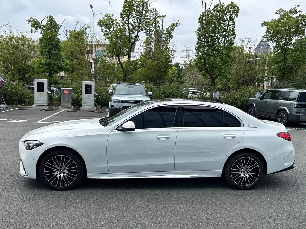 Mercedes-Benz C-Class — фото 3