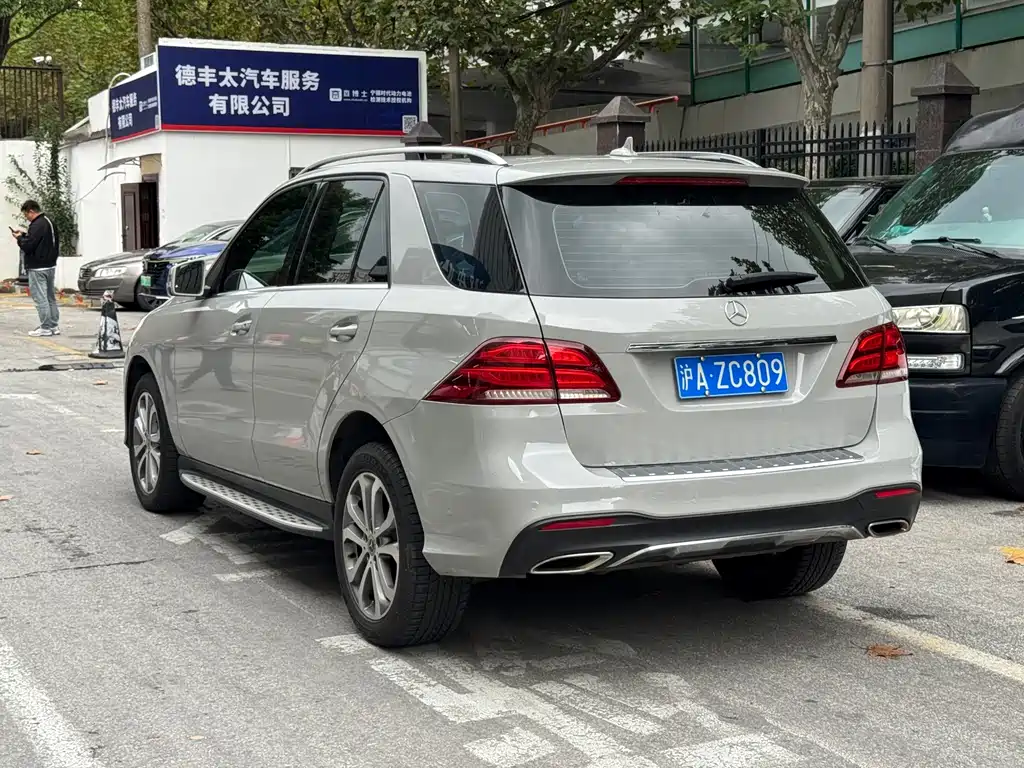 Mercedes-Benz GLE (Import) — фото 3