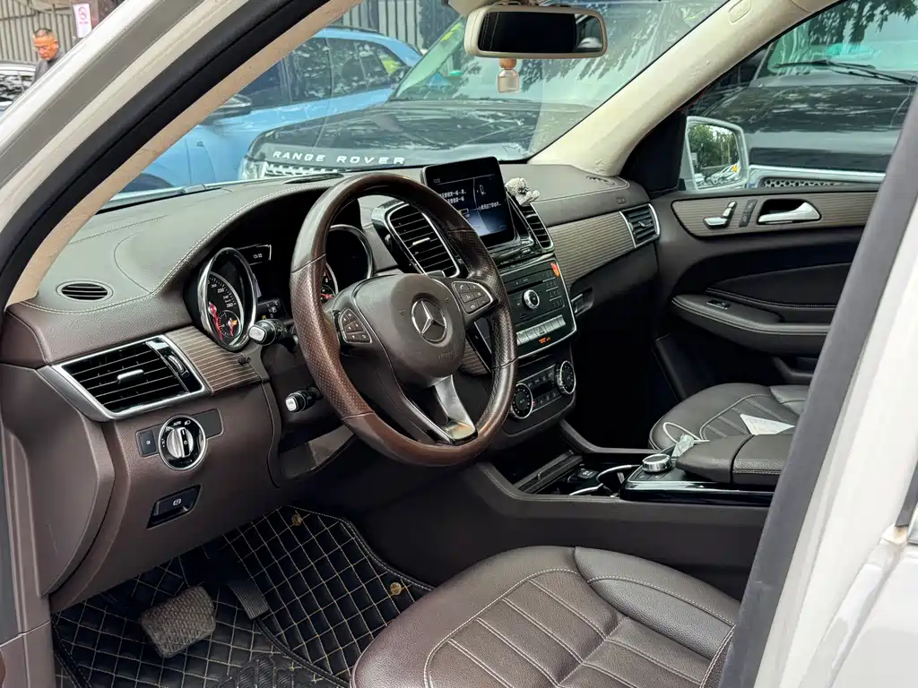 Mercedes-Benz GLE (Import) — фото 5