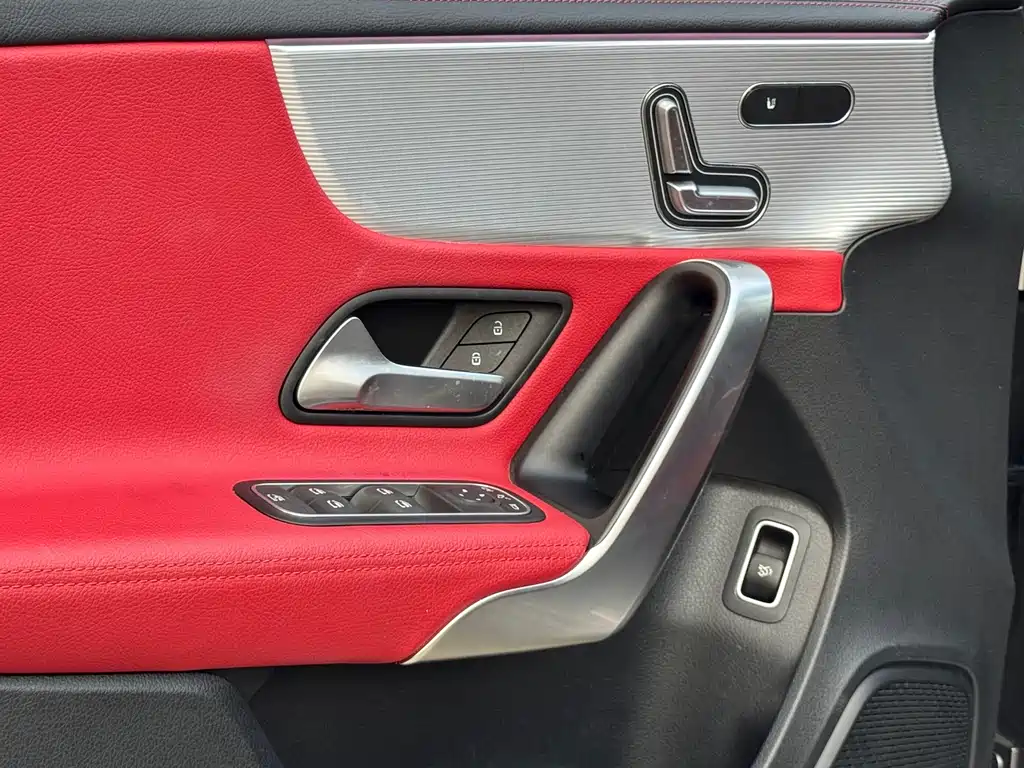 Mercedes-Benz A-Class AMG — фото 7
